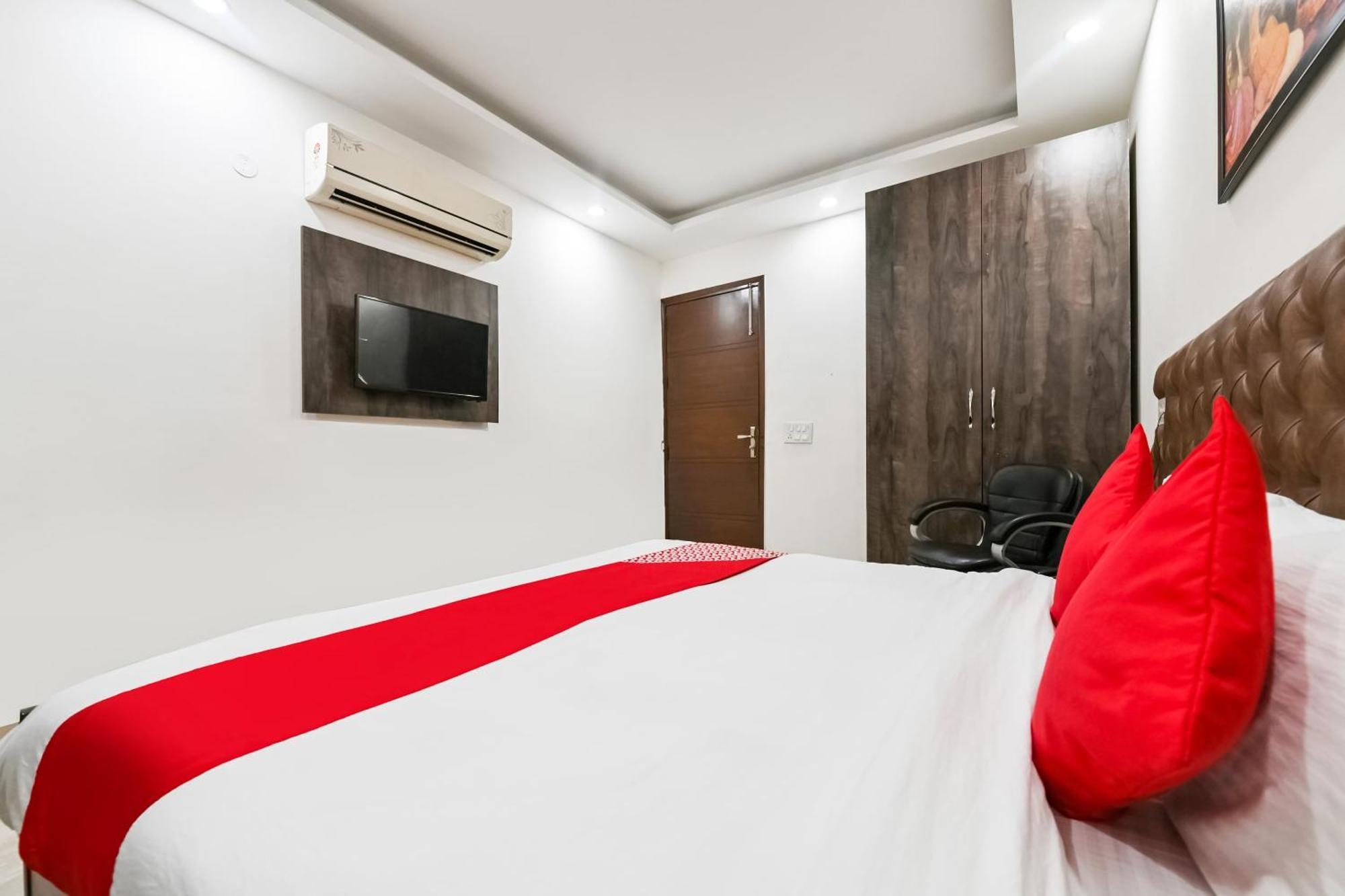 Hotel O Premium Rooms Chhatarpur Nowe Delhi Zewnętrze zdjęcie