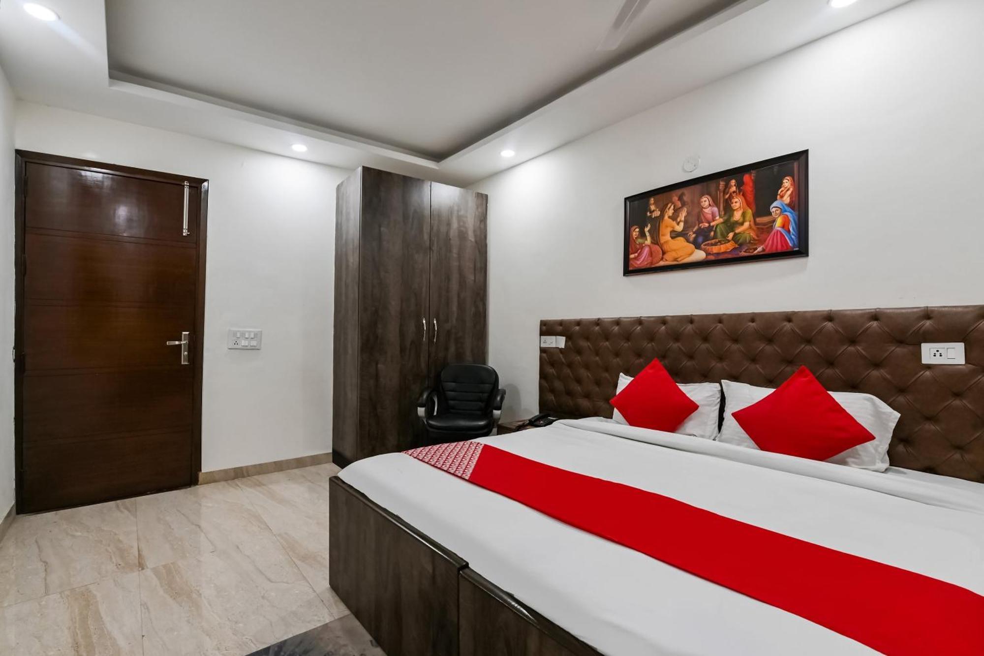 Hotel O Premium Rooms Chhatarpur Nowe Delhi Zewnętrze zdjęcie