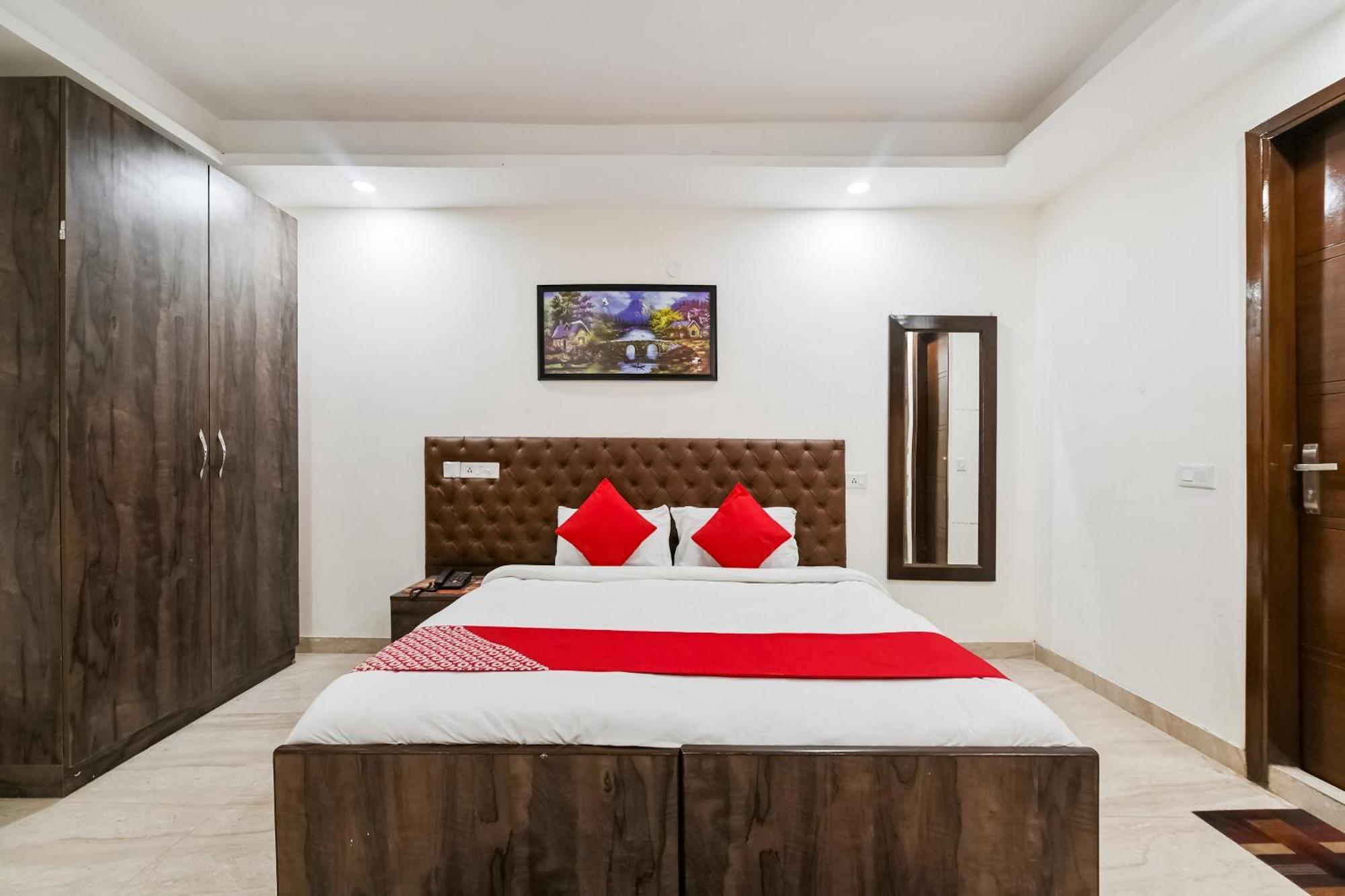 Hotel O Premium Rooms Chhatarpur Nowe Delhi Zewnętrze zdjęcie