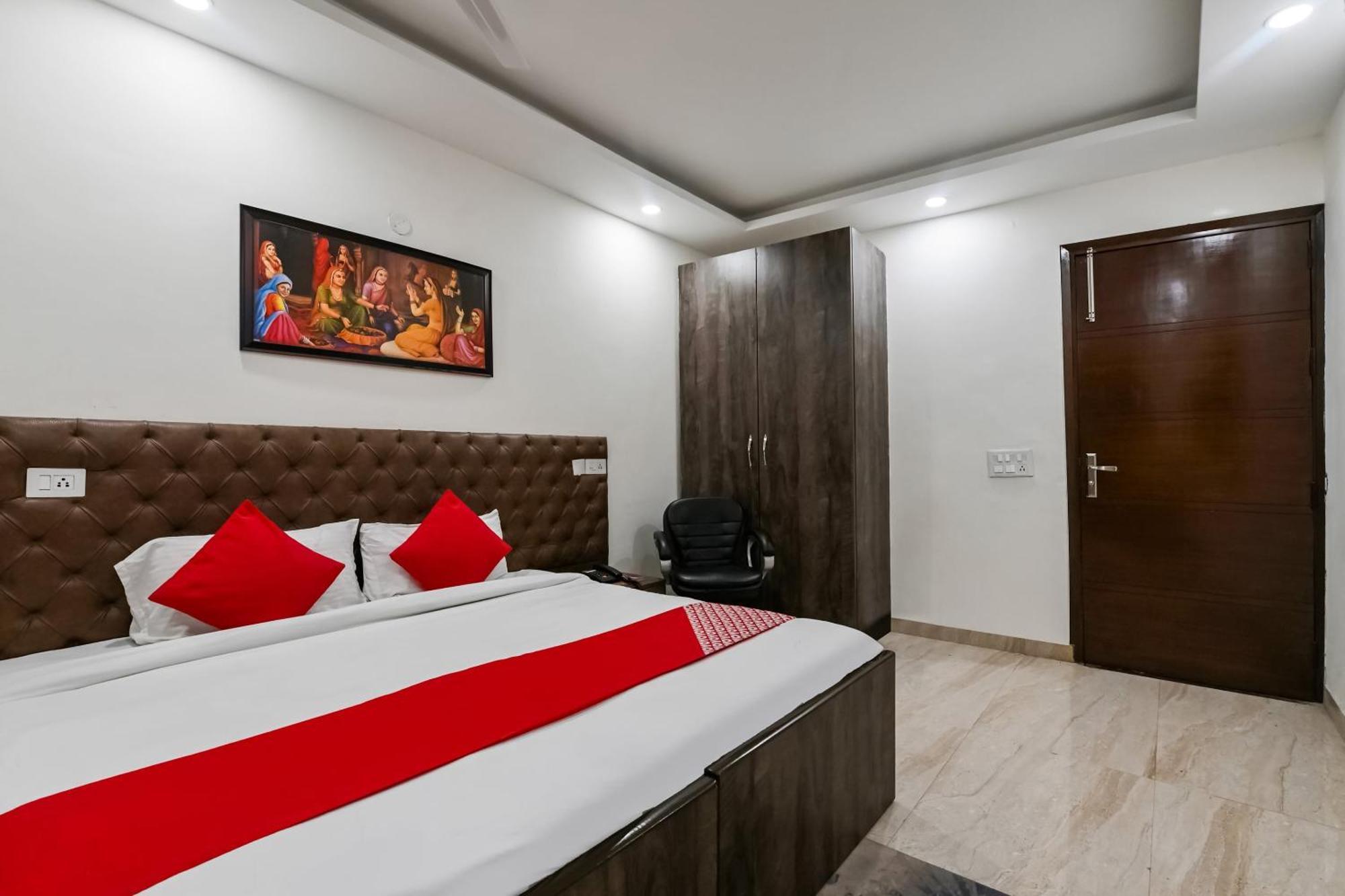Hotel O Premium Rooms Chhatarpur Nowe Delhi Zewnętrze zdjęcie
