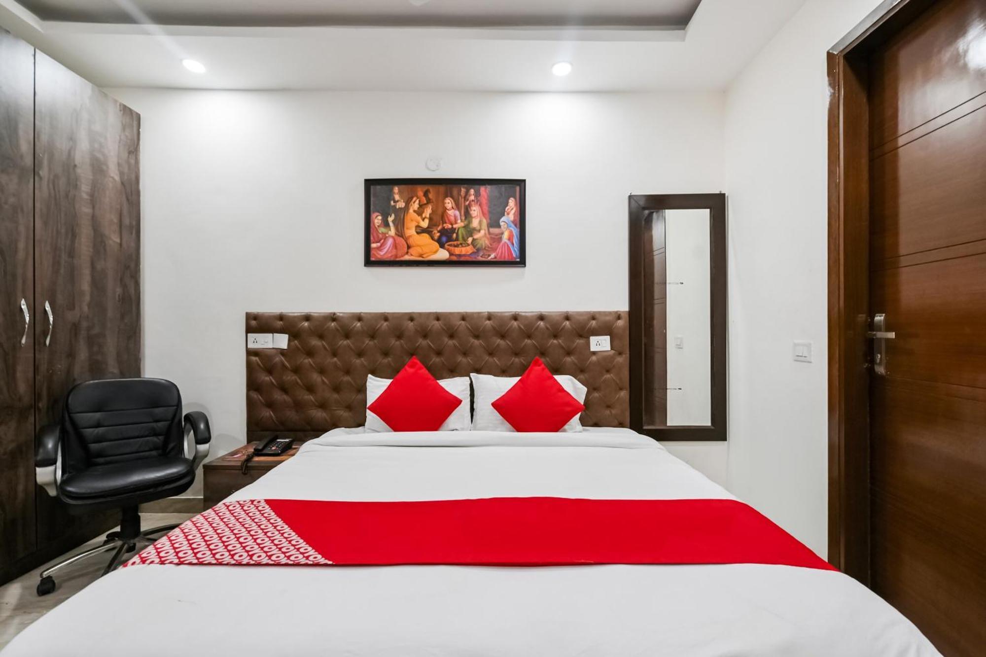 Hotel O Premium Rooms Chhatarpur Nowe Delhi Zewnętrze zdjęcie